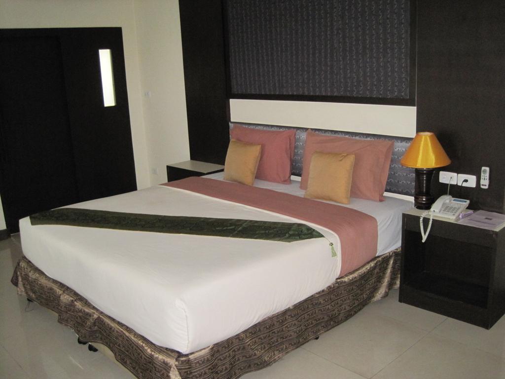 The Wing Design Hotel Μπανγκόκ Δωμάτιο φωτογραφία